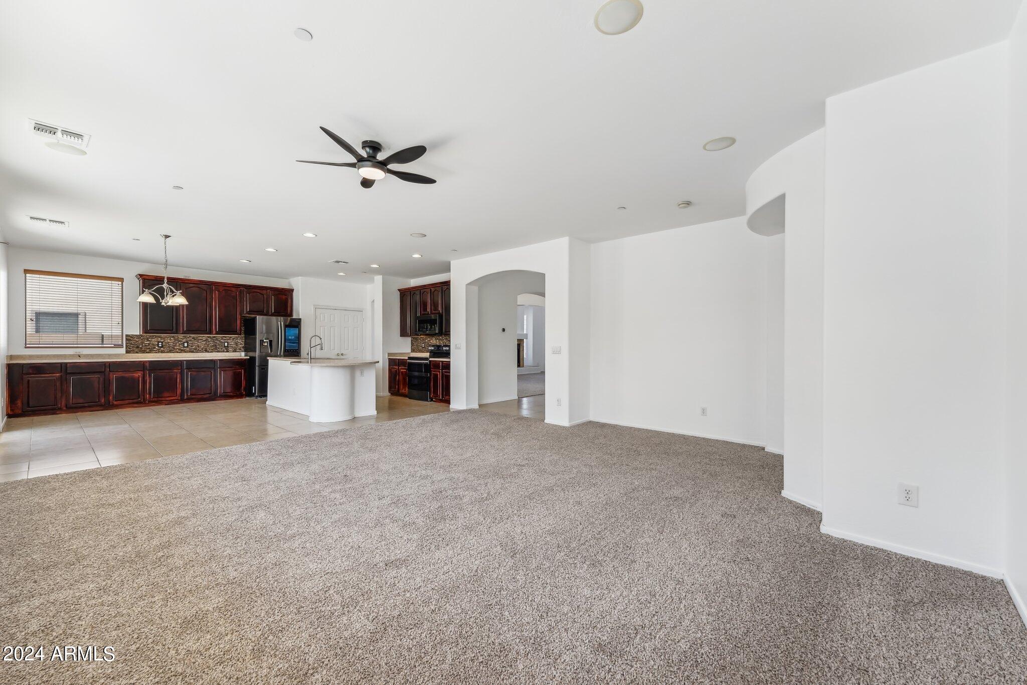 5213 W PEDRO Lane