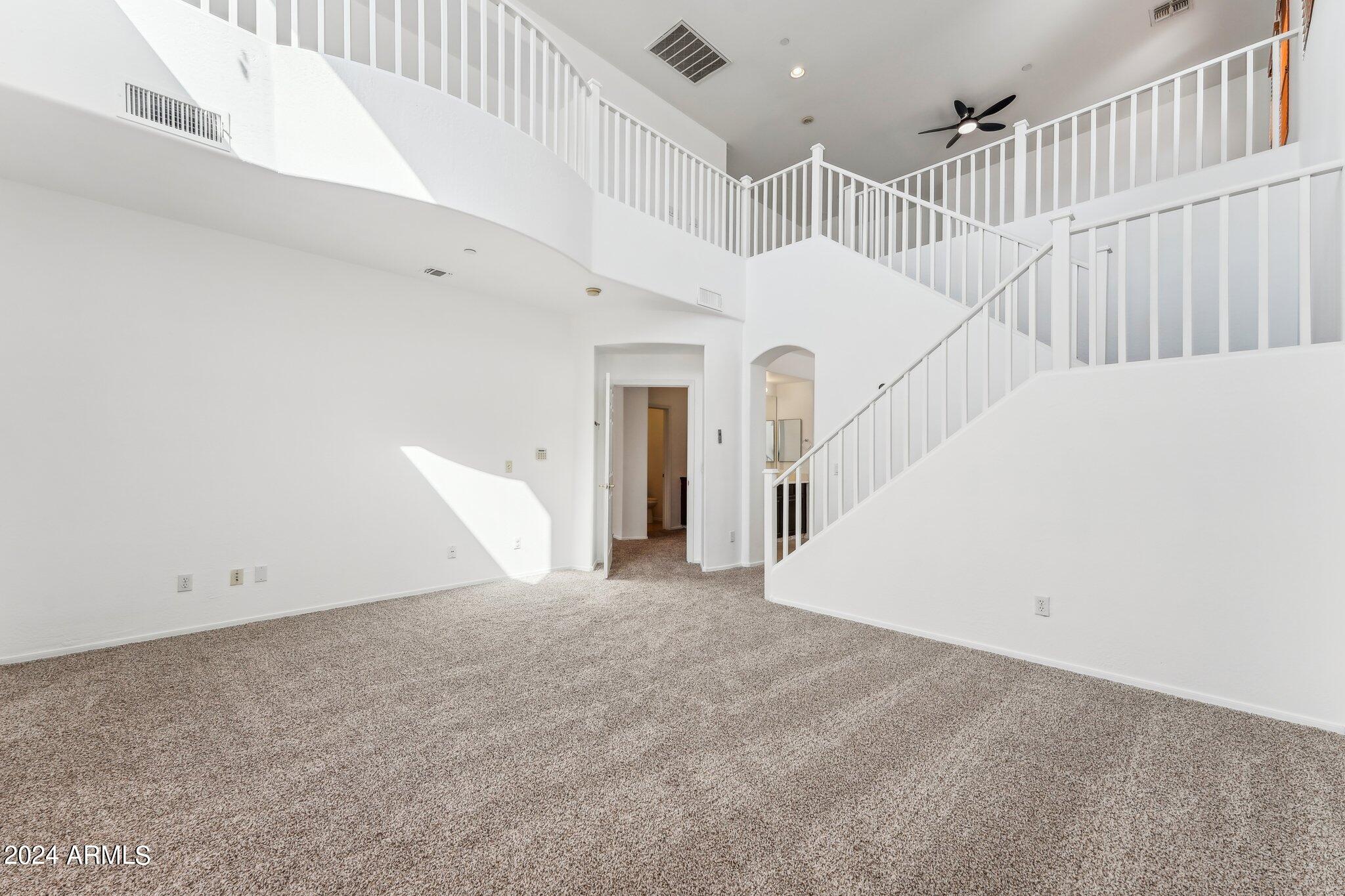 5213 W PEDRO Lane