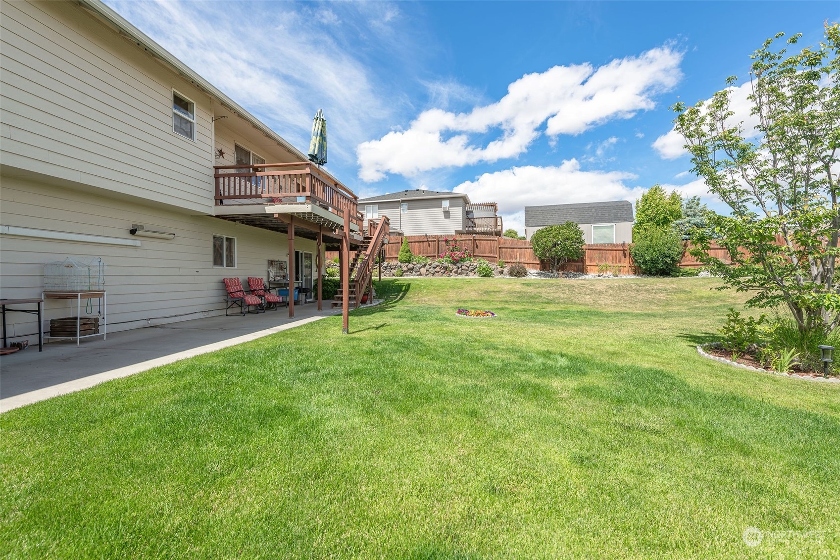 2409 Harvester Loop