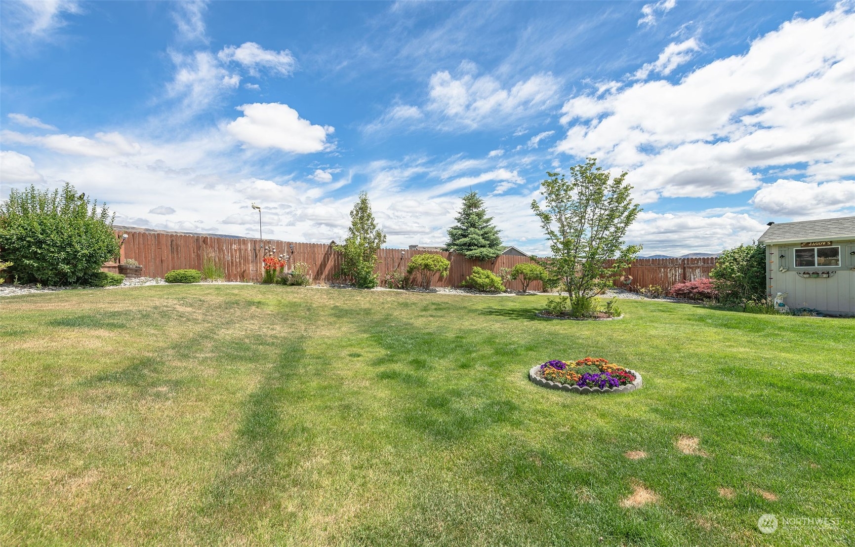 2409 Harvester Loop
