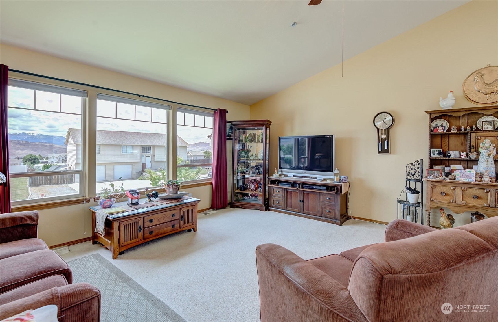2409 Harvester Loop