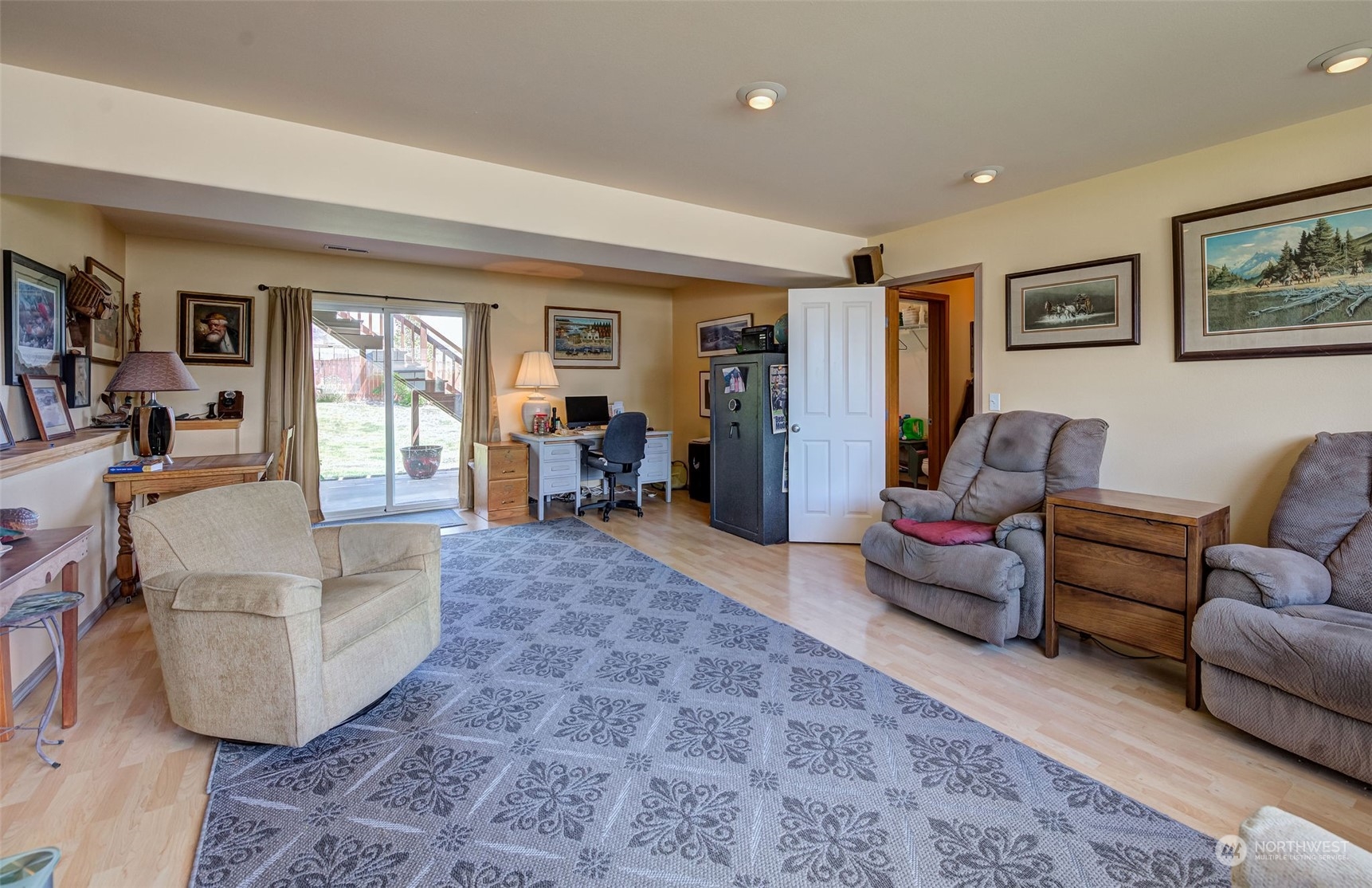 2409 Harvester Loop