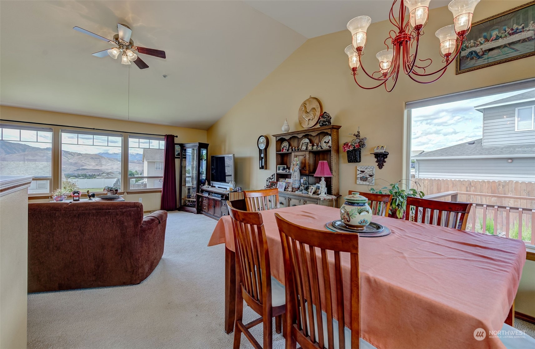 2409 Harvester Loop