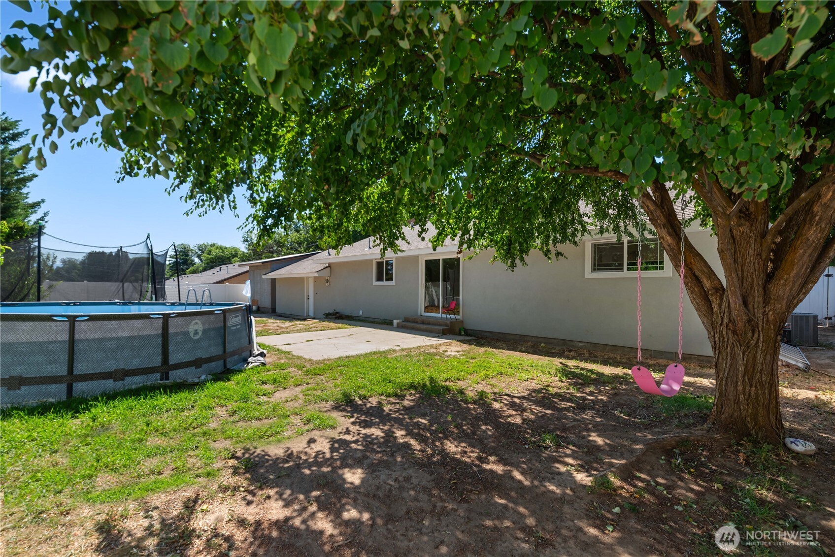 1248 Dakota Street