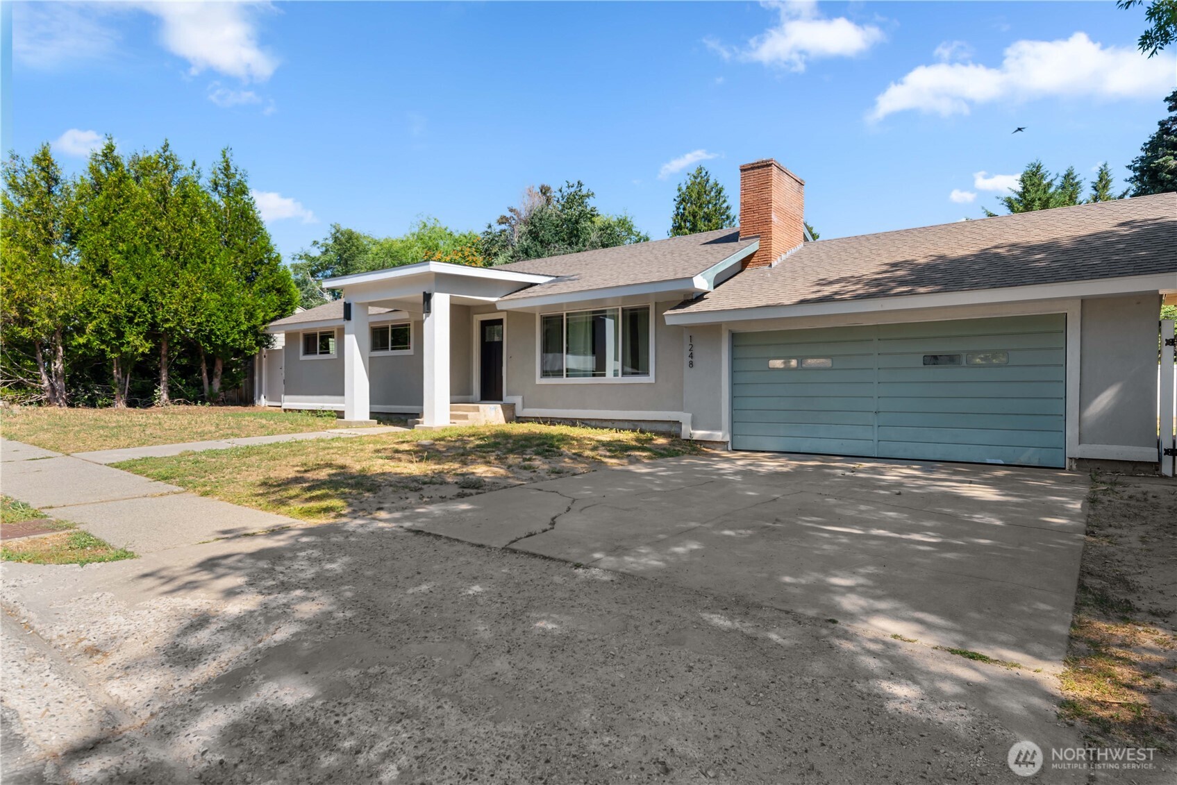 1248 Dakota Street