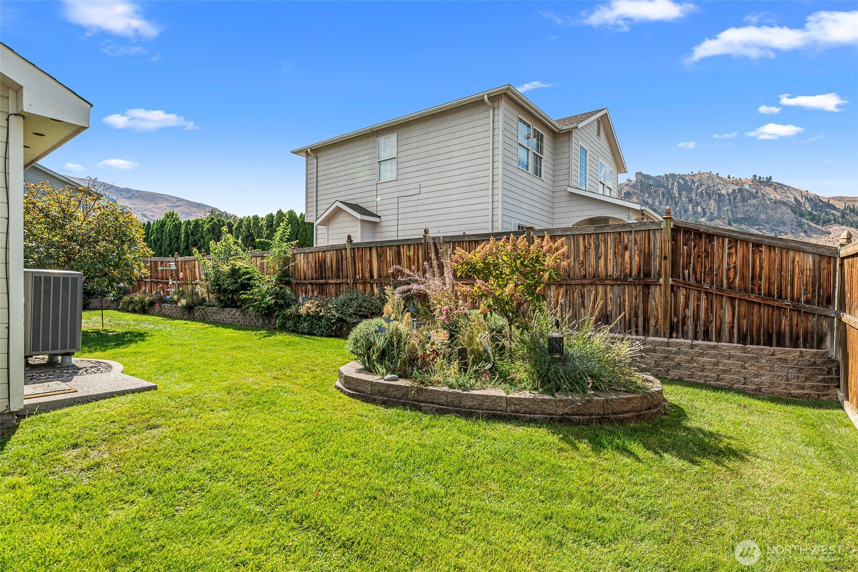 1502 Songbird Lane