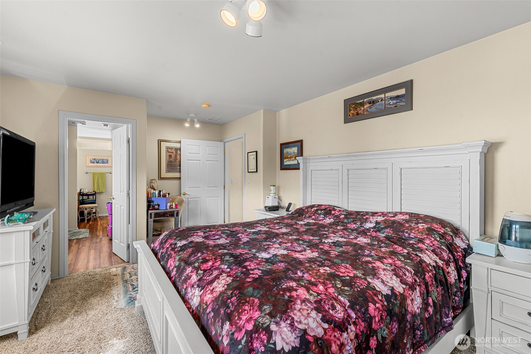1502 Songbird Lane