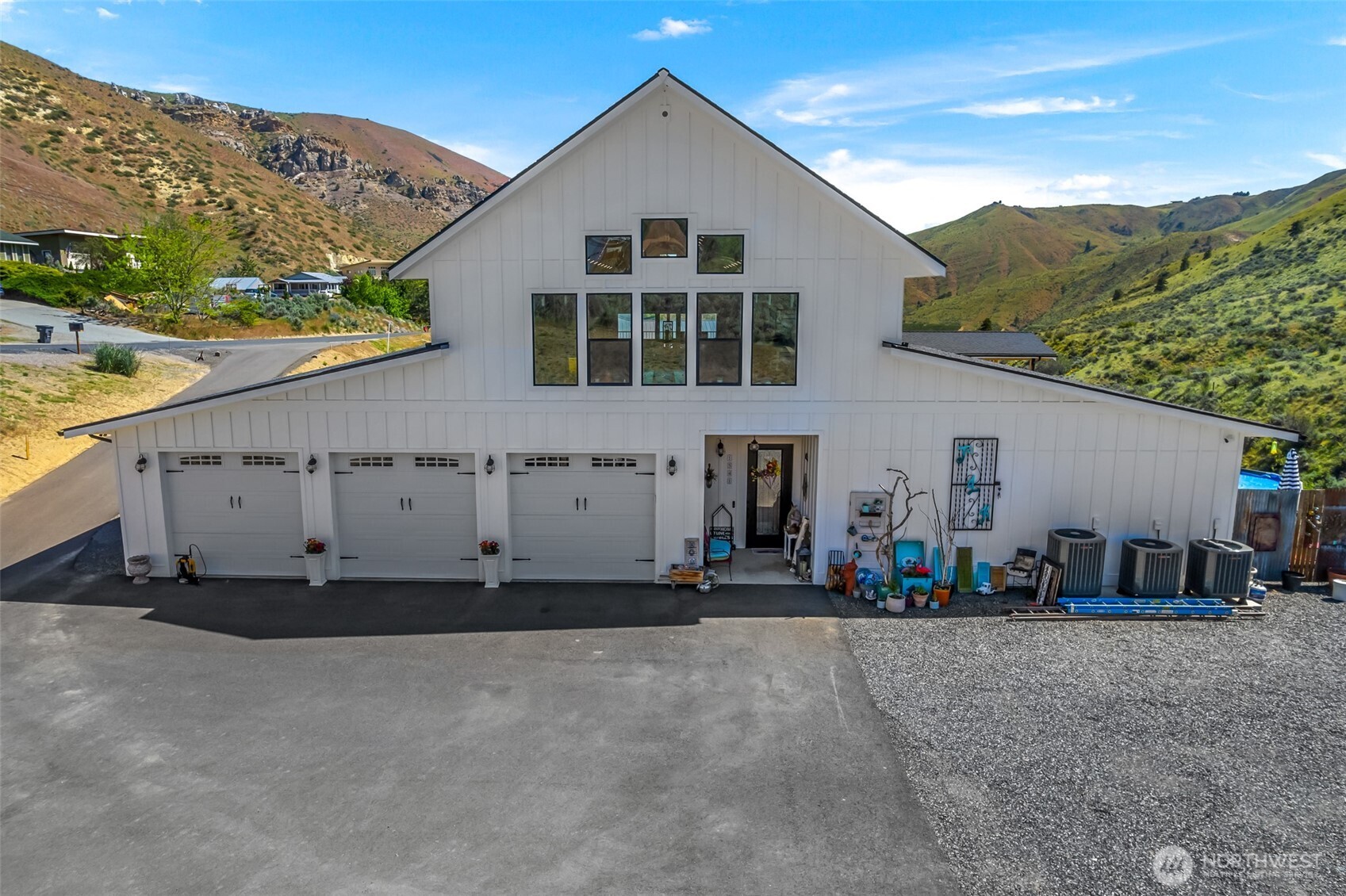 1541 Pitcher Canyon Road