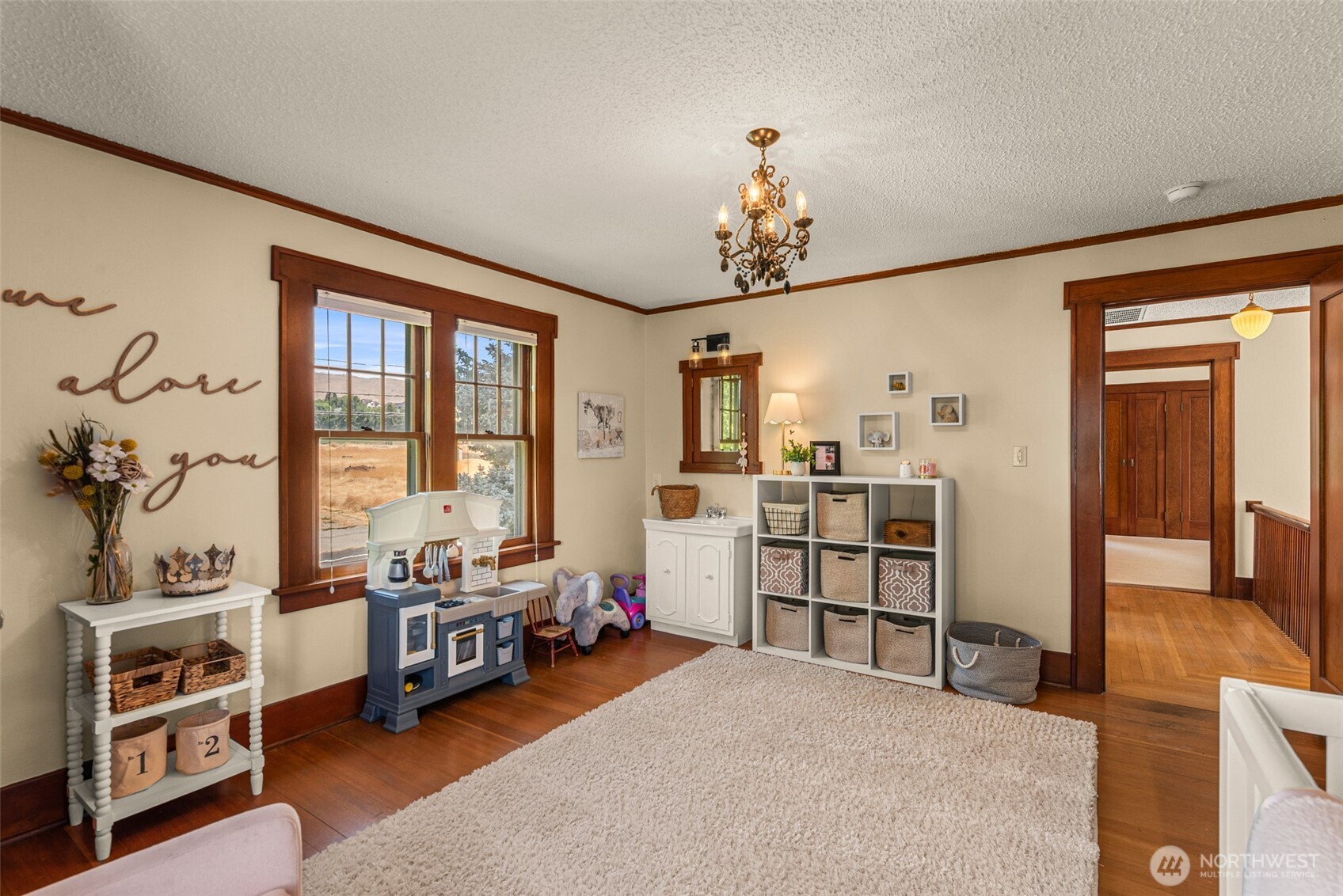 1105 Easy Street
