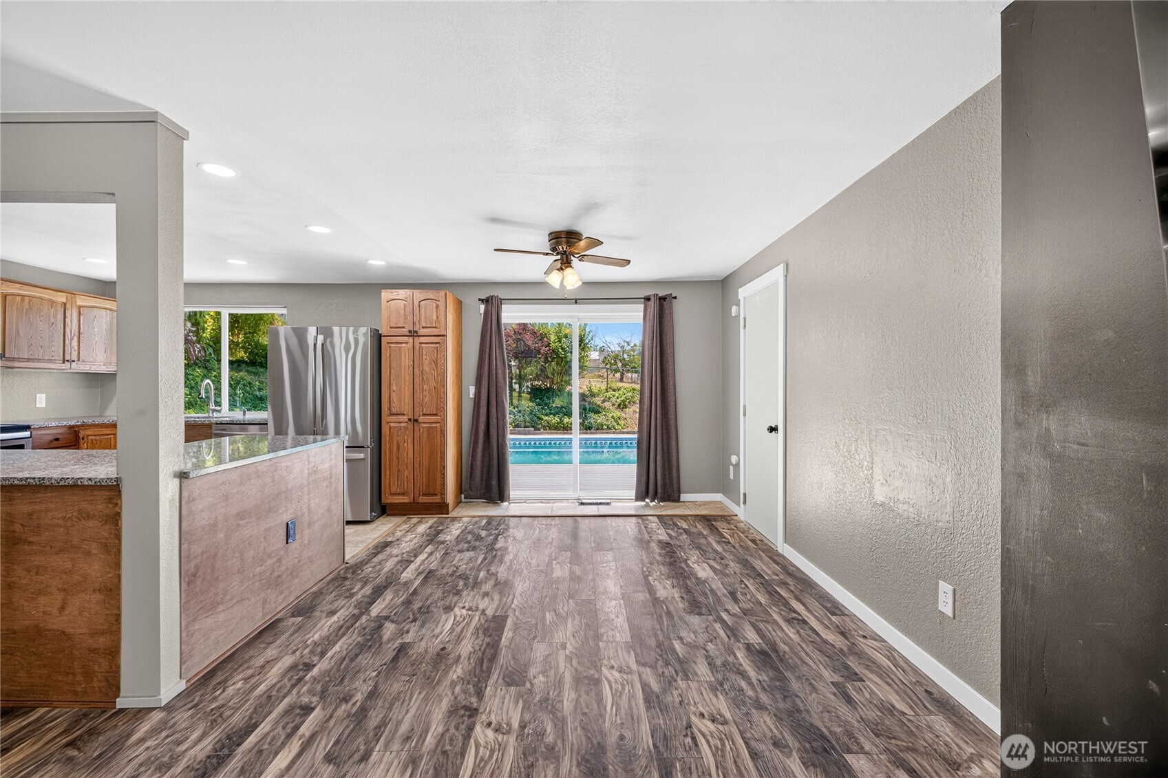 1400 Bel Air Drive
