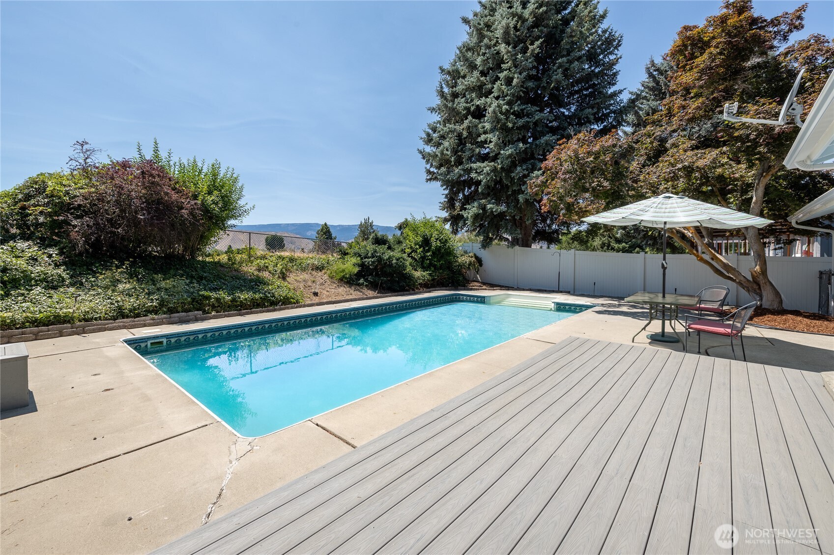 1400 Bel Air Drive
