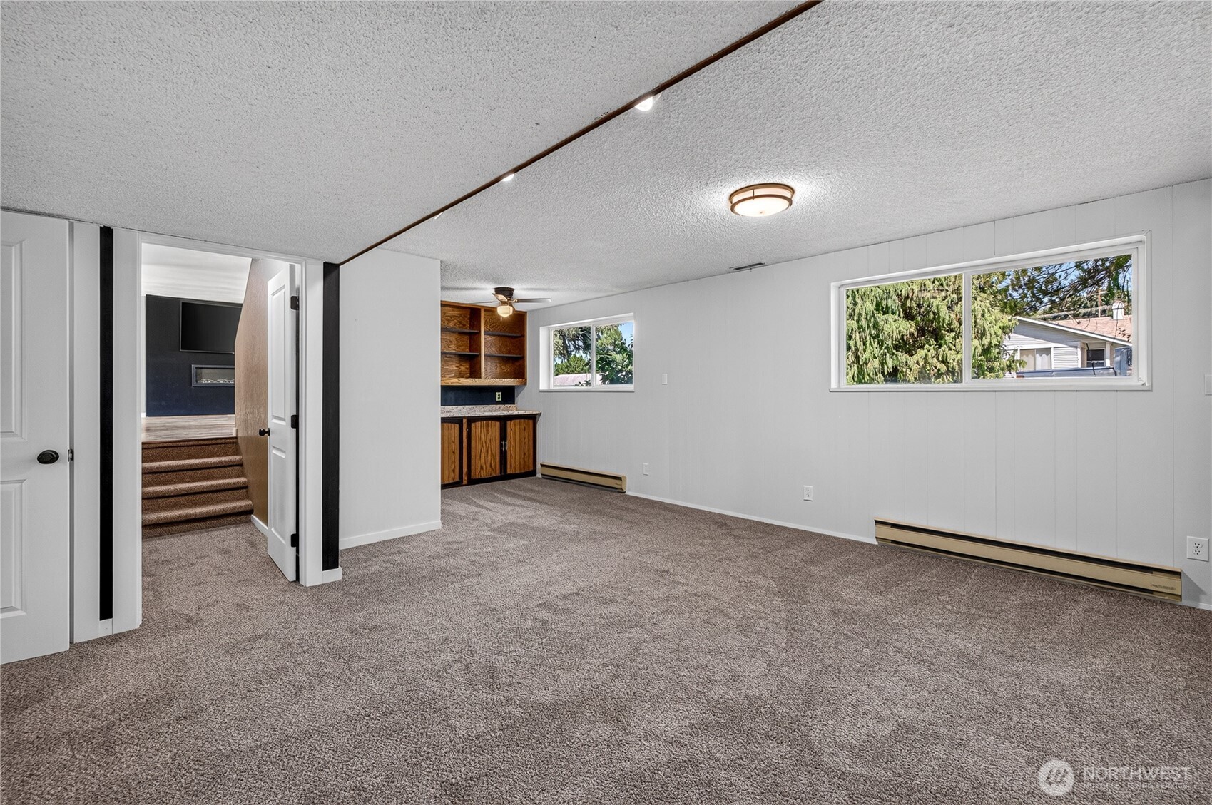1400 Bel Air Drive
