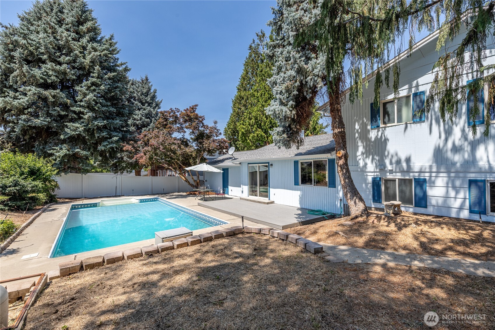 1400 Bel Air Drive