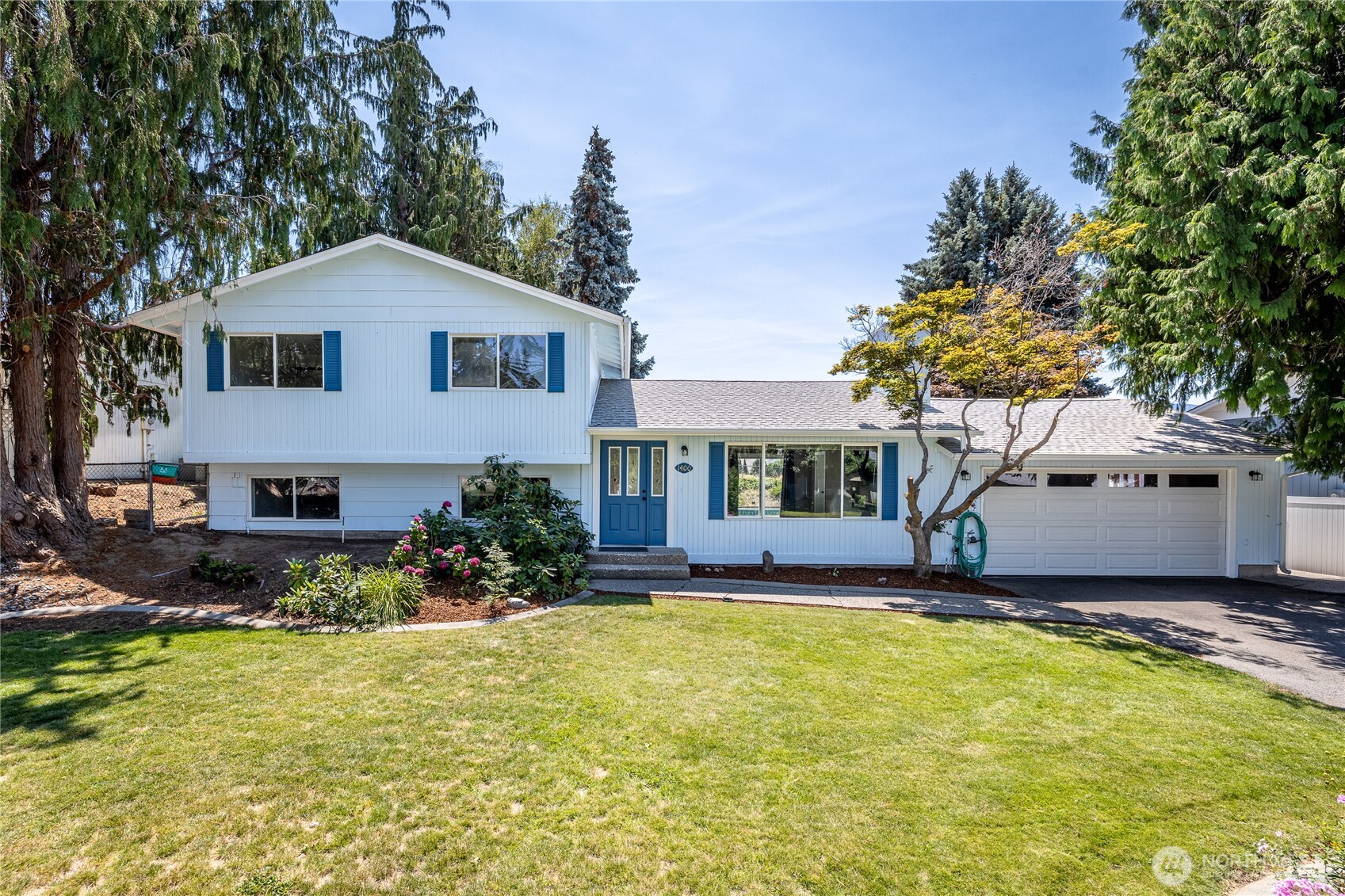 1400 Bel Air Drive