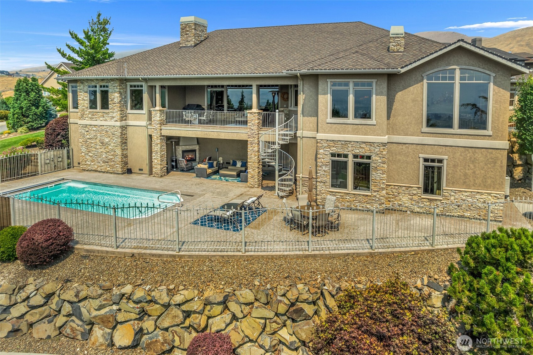 110 E Mountain Brooke Lane