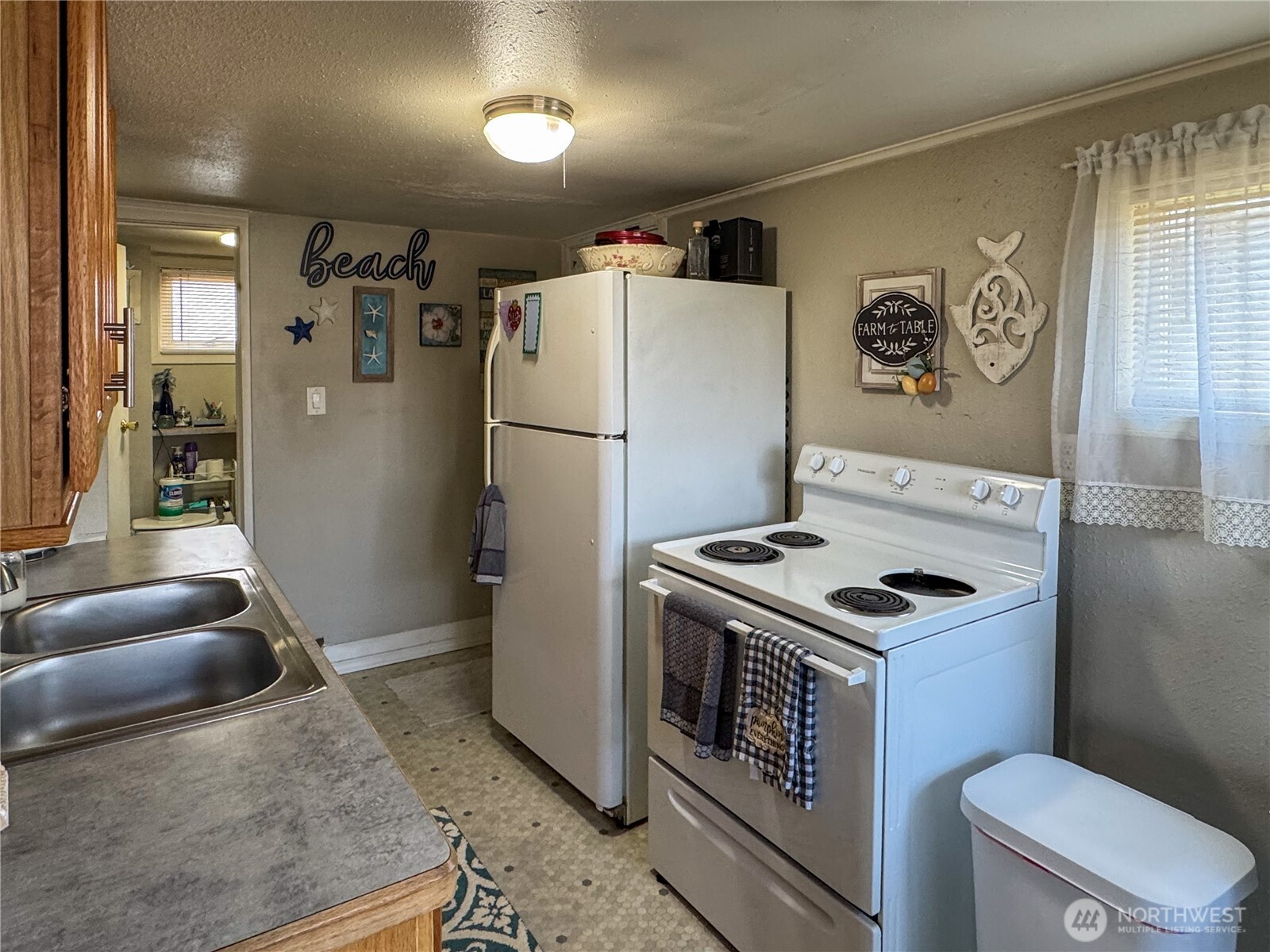 800 Methow Street