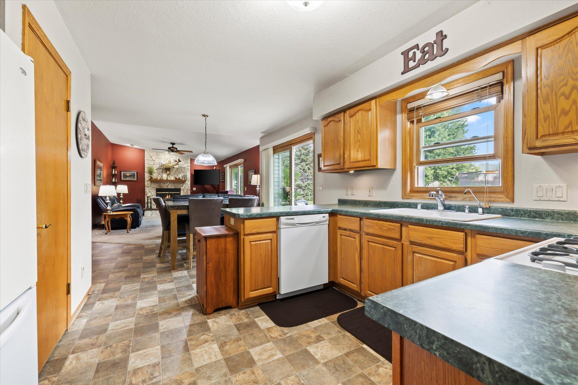 2315 Finch Ct