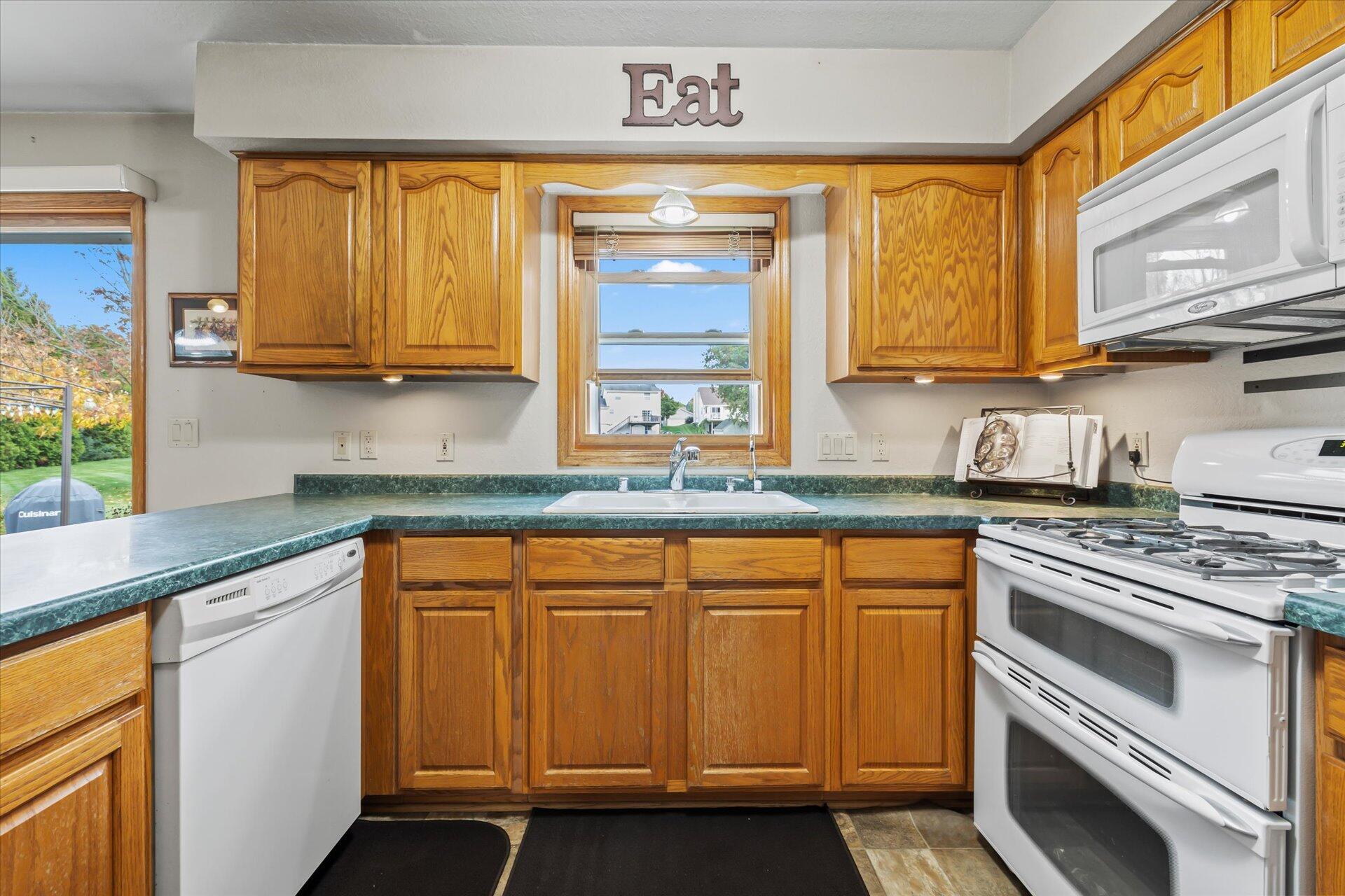 2315 Finch Ct