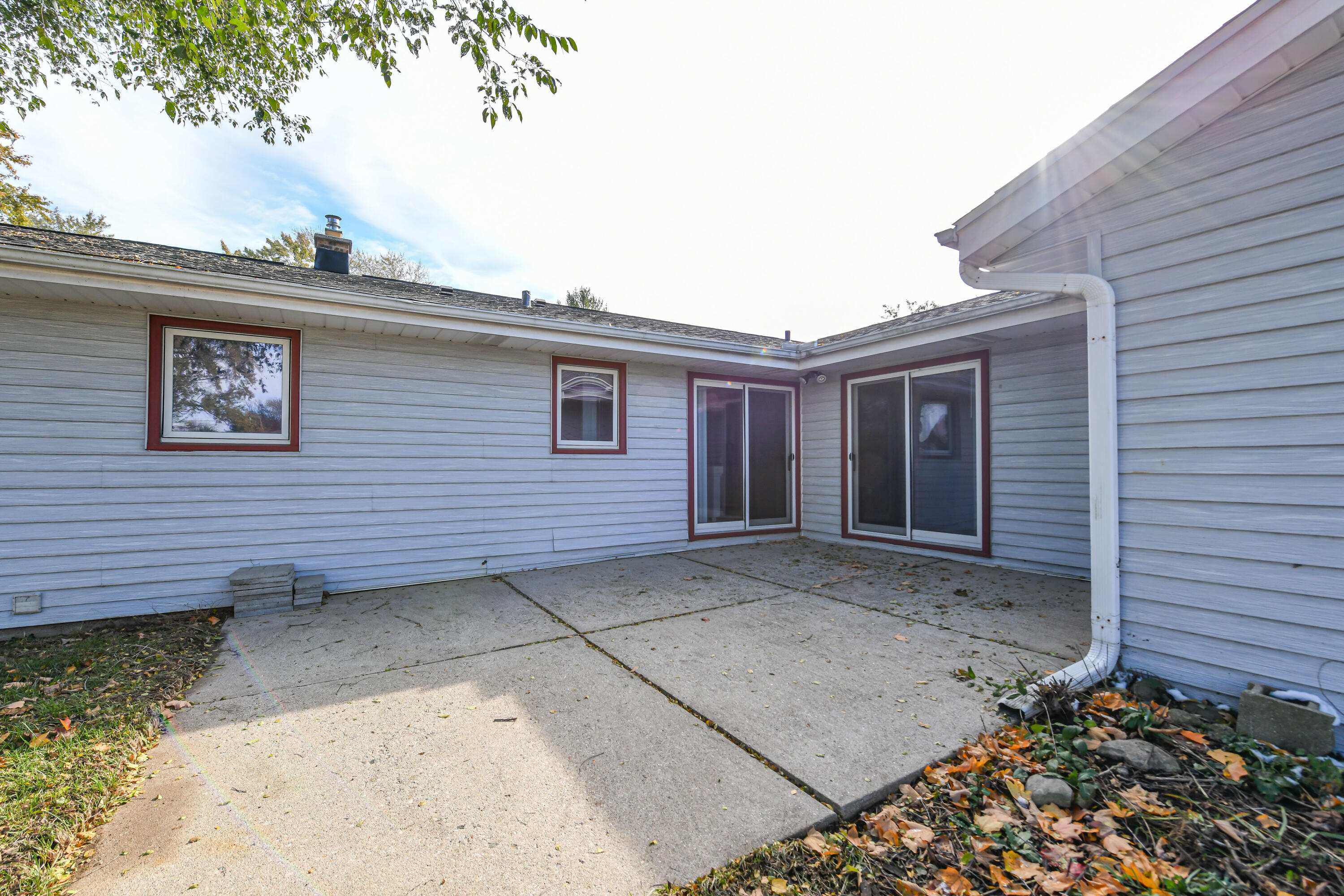 2122 Sunnyside Dr