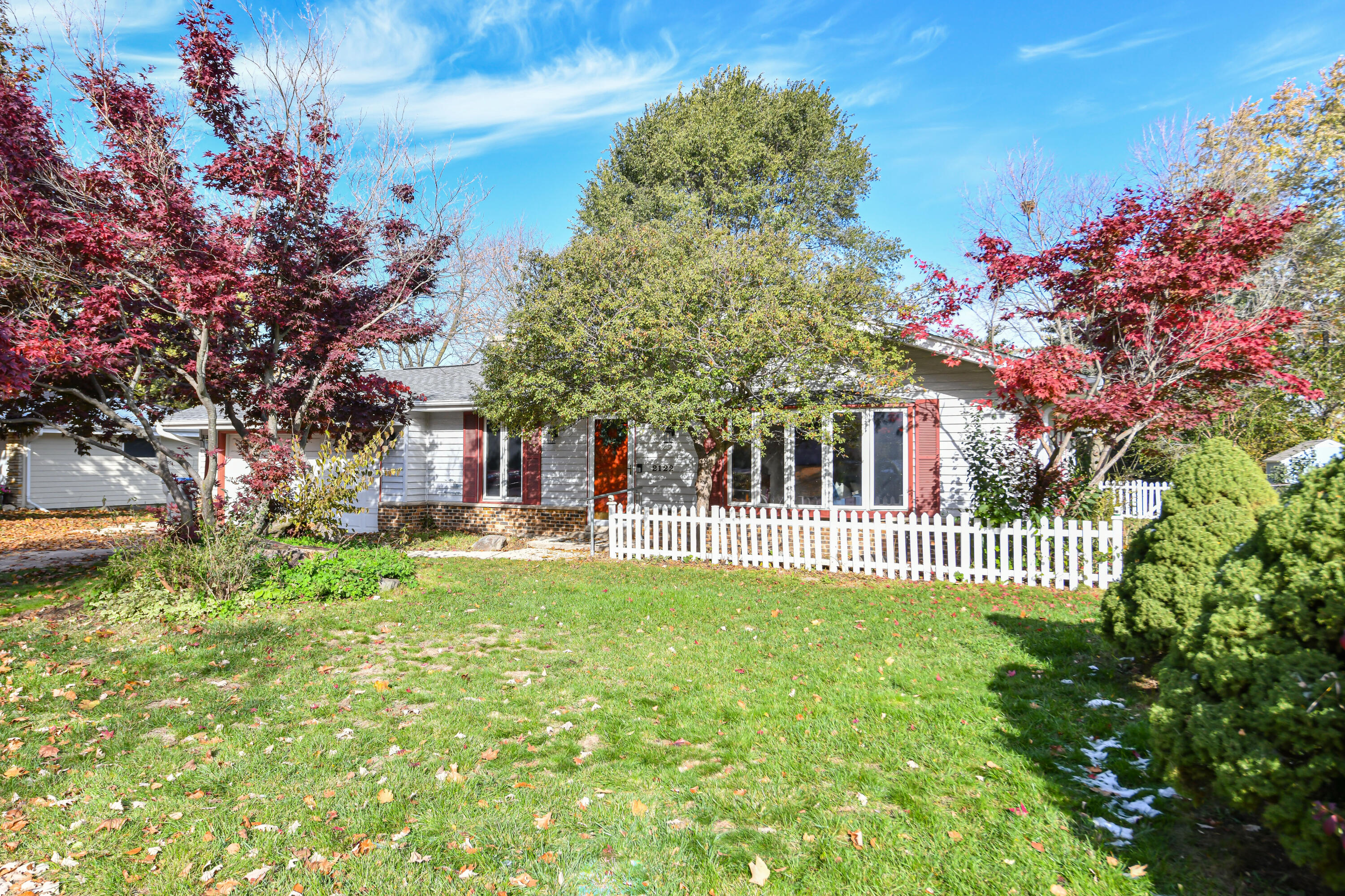 2122 Sunnyside Dr