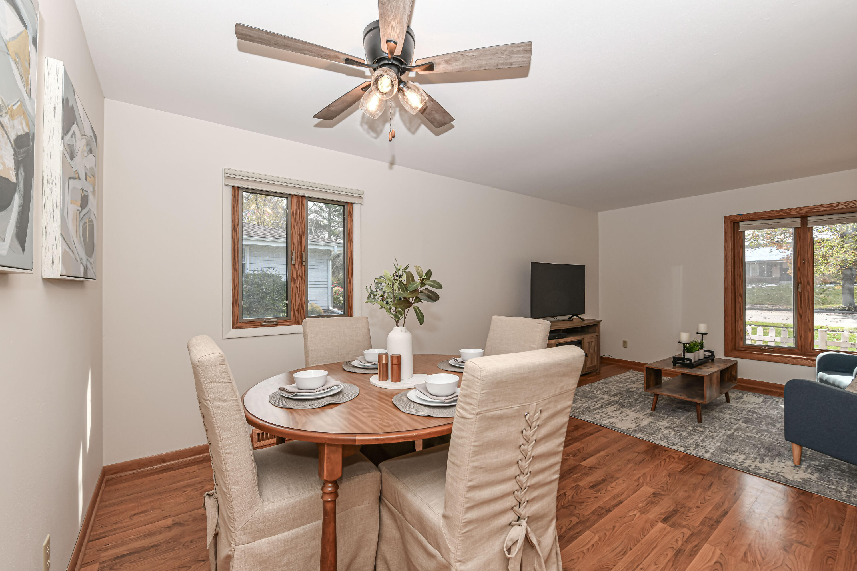 2122 Sunnyside Dr