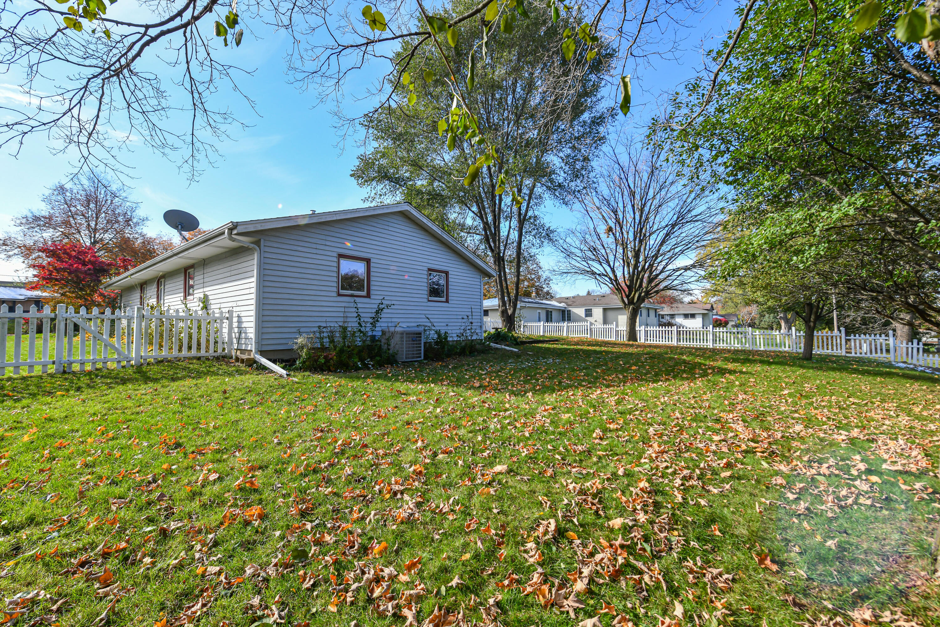 2122 Sunnyside Dr