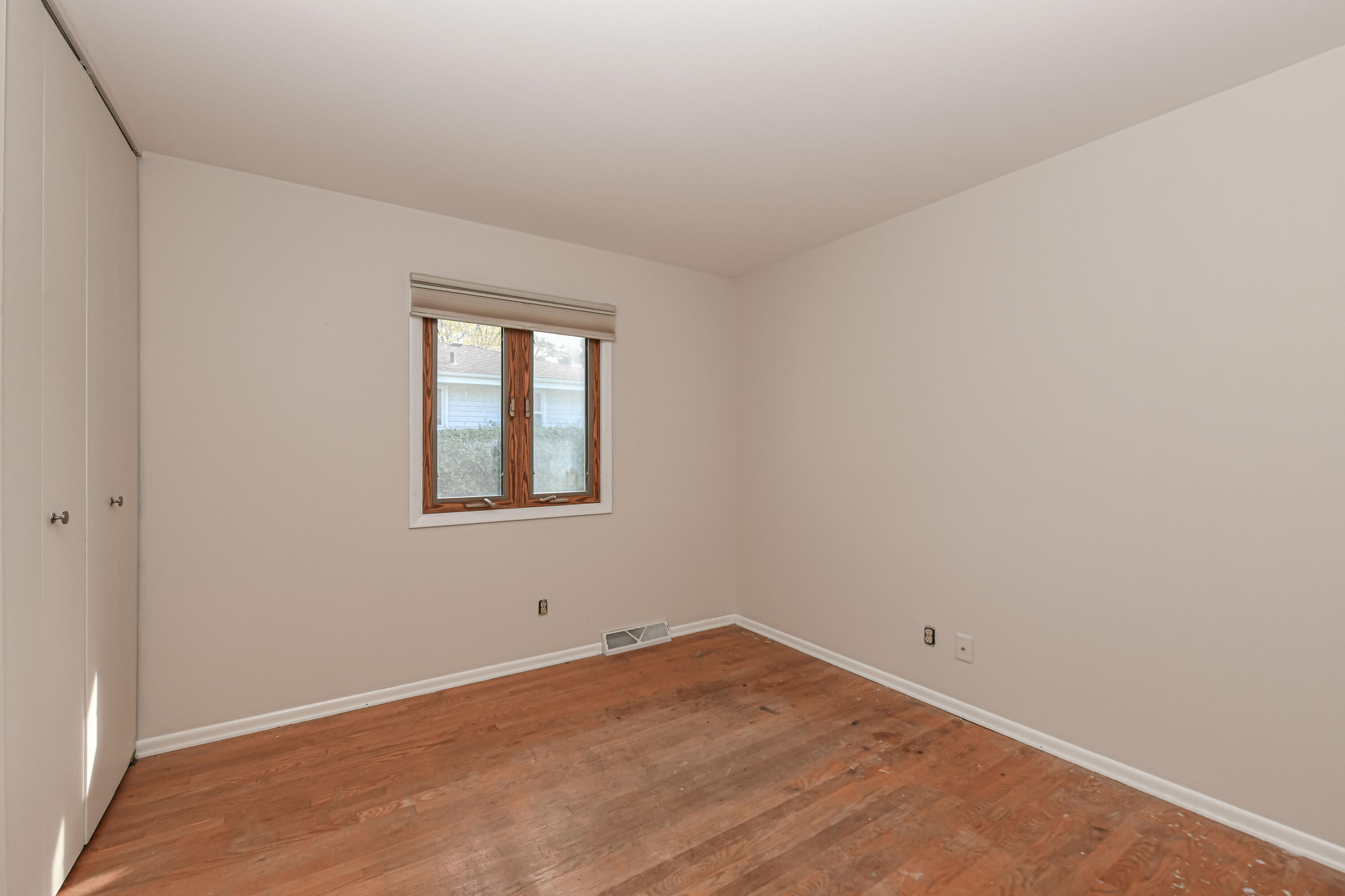 2122 Sunnyside Dr
