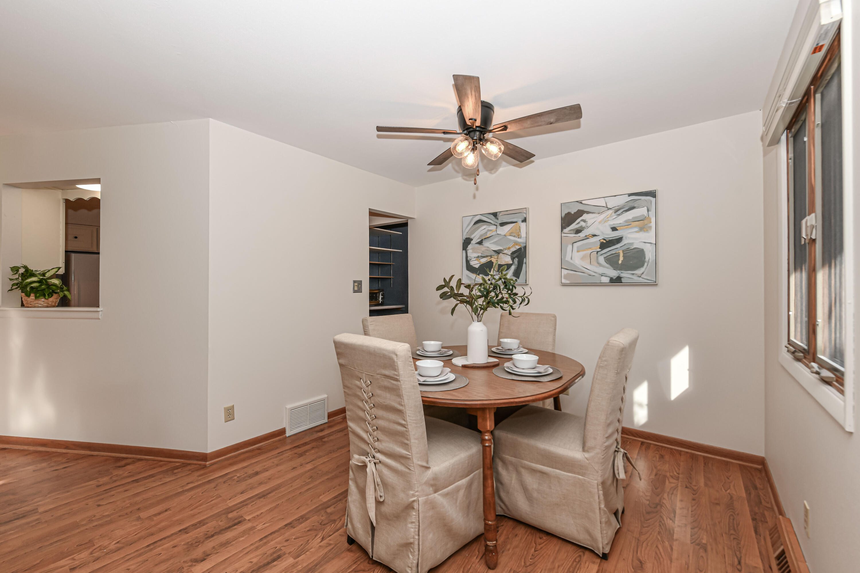 2122 Sunnyside Dr