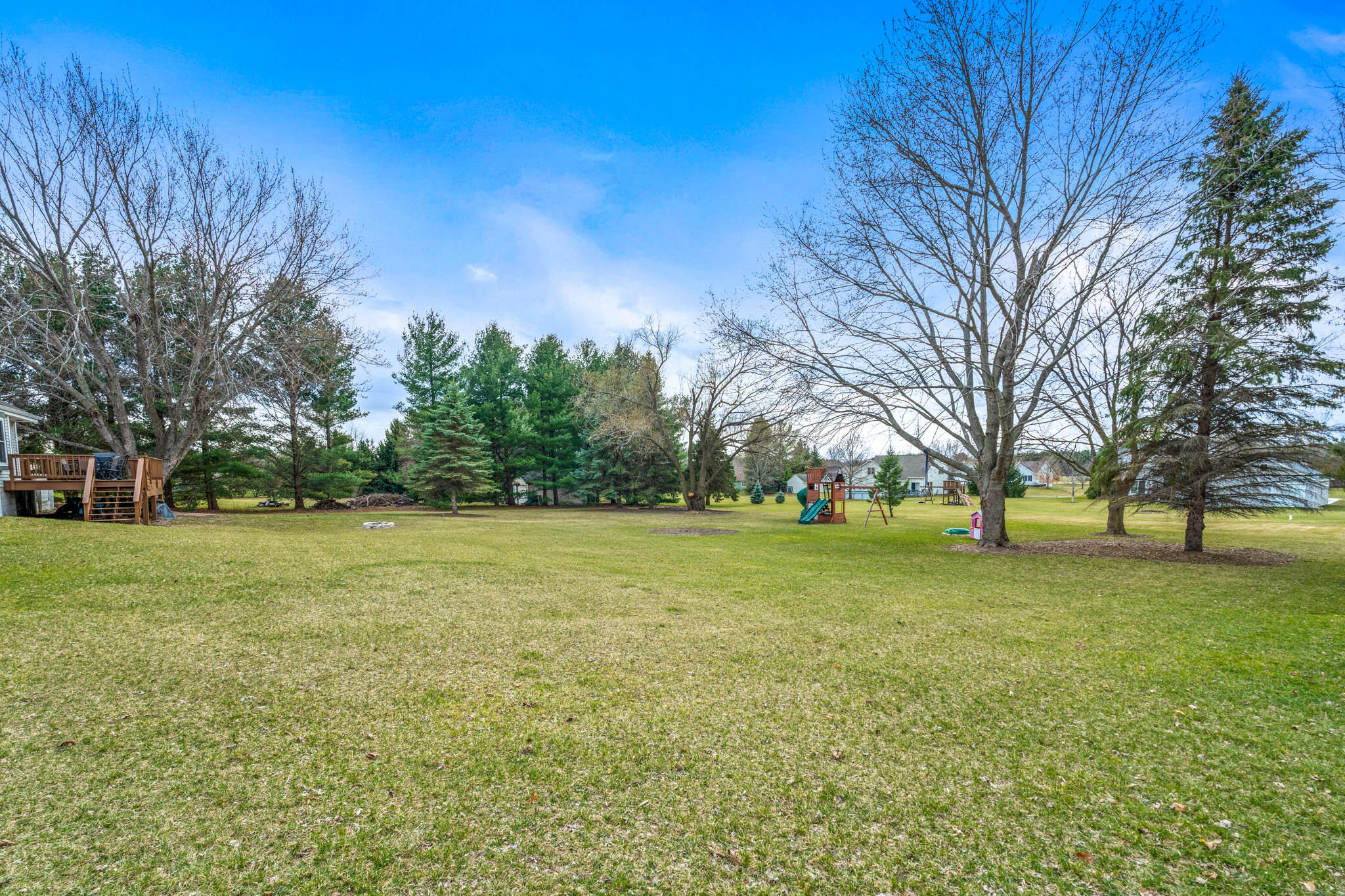 W360S2729 Scuppernong Dr