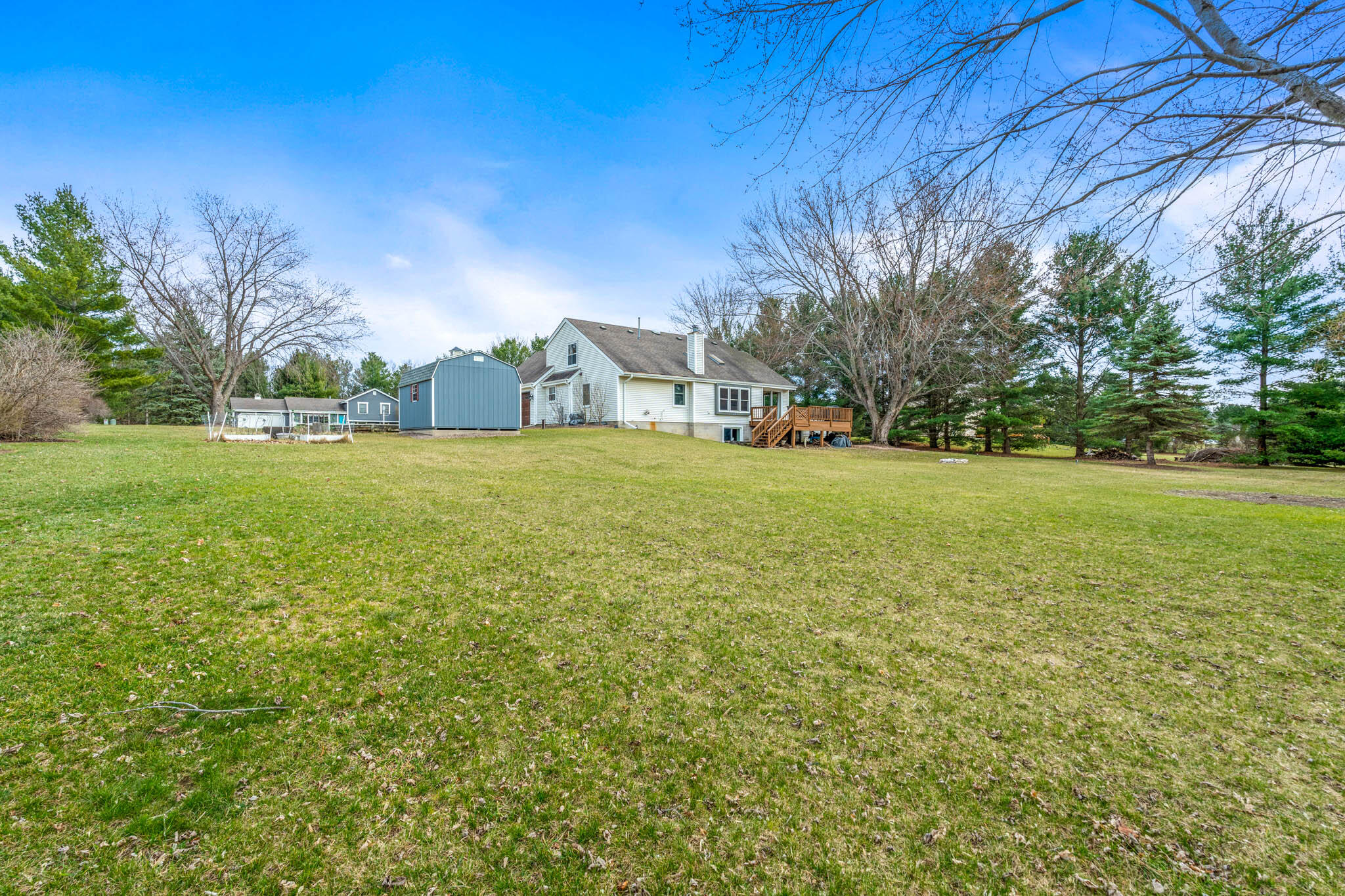W360S2729 Scuppernong Dr