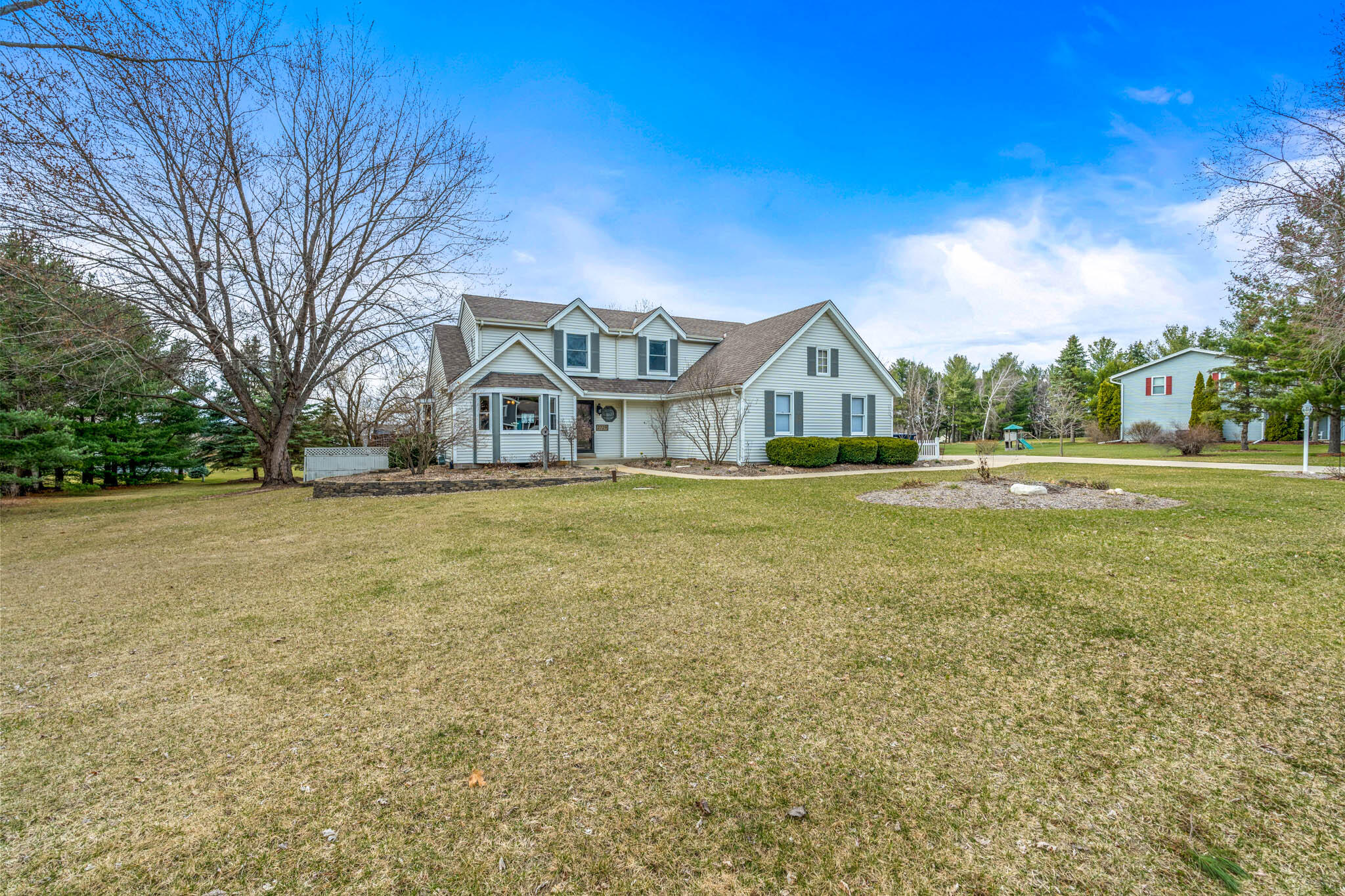 W360S2729 Scuppernong Dr