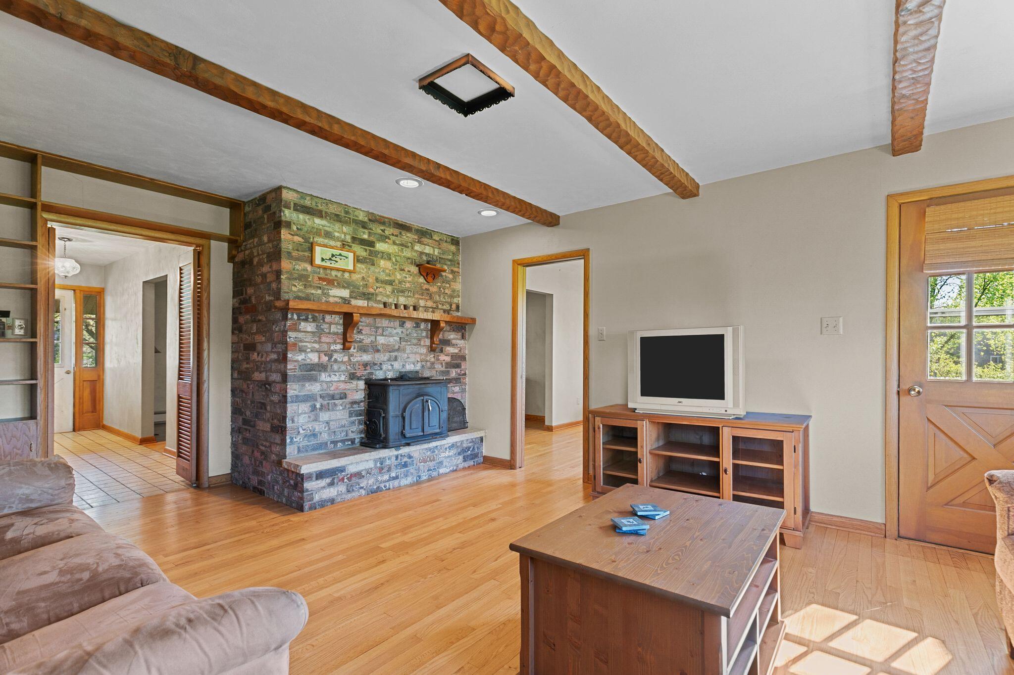W849 Lakeside Dr