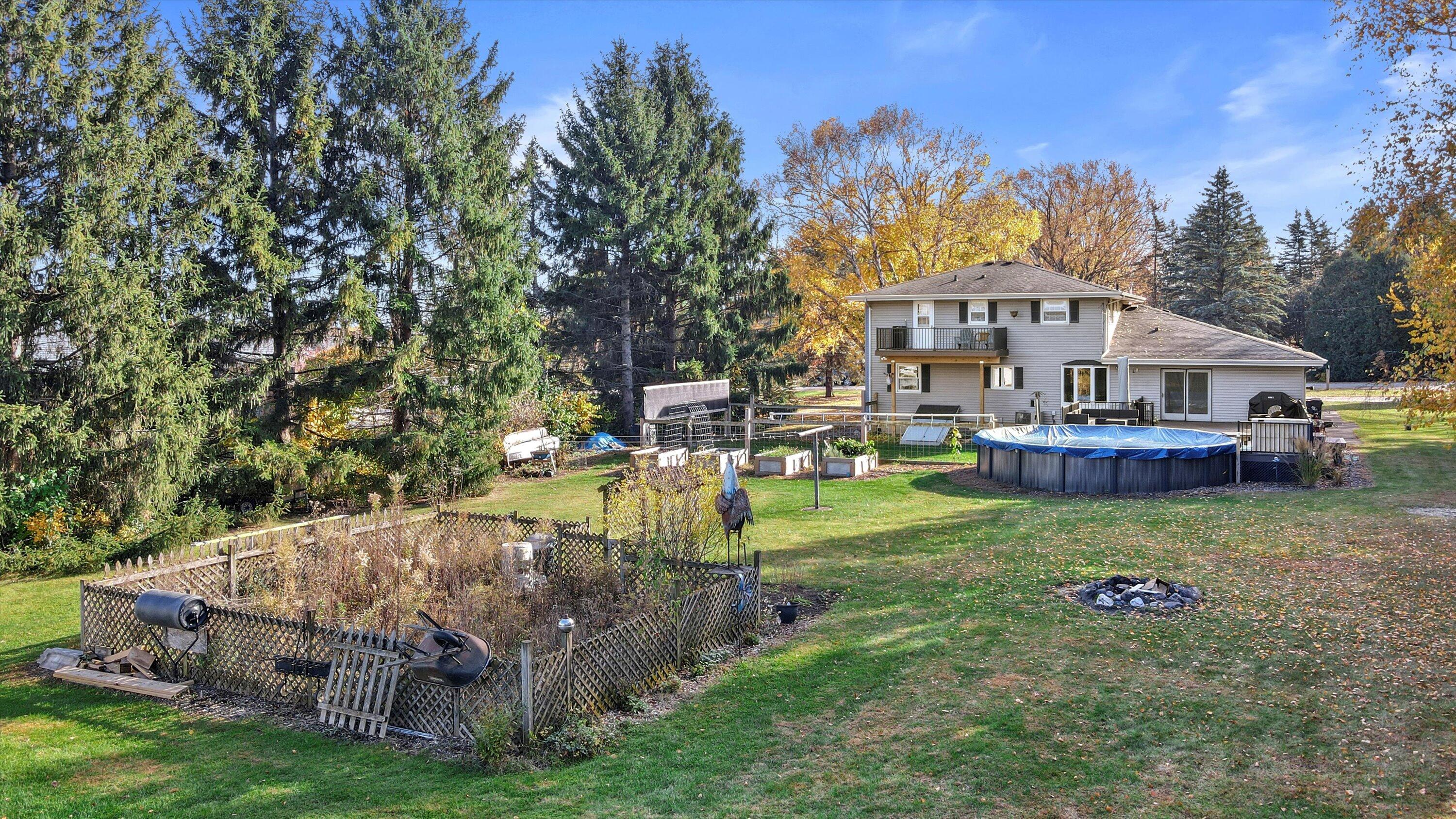 W1214 Glenview Ave