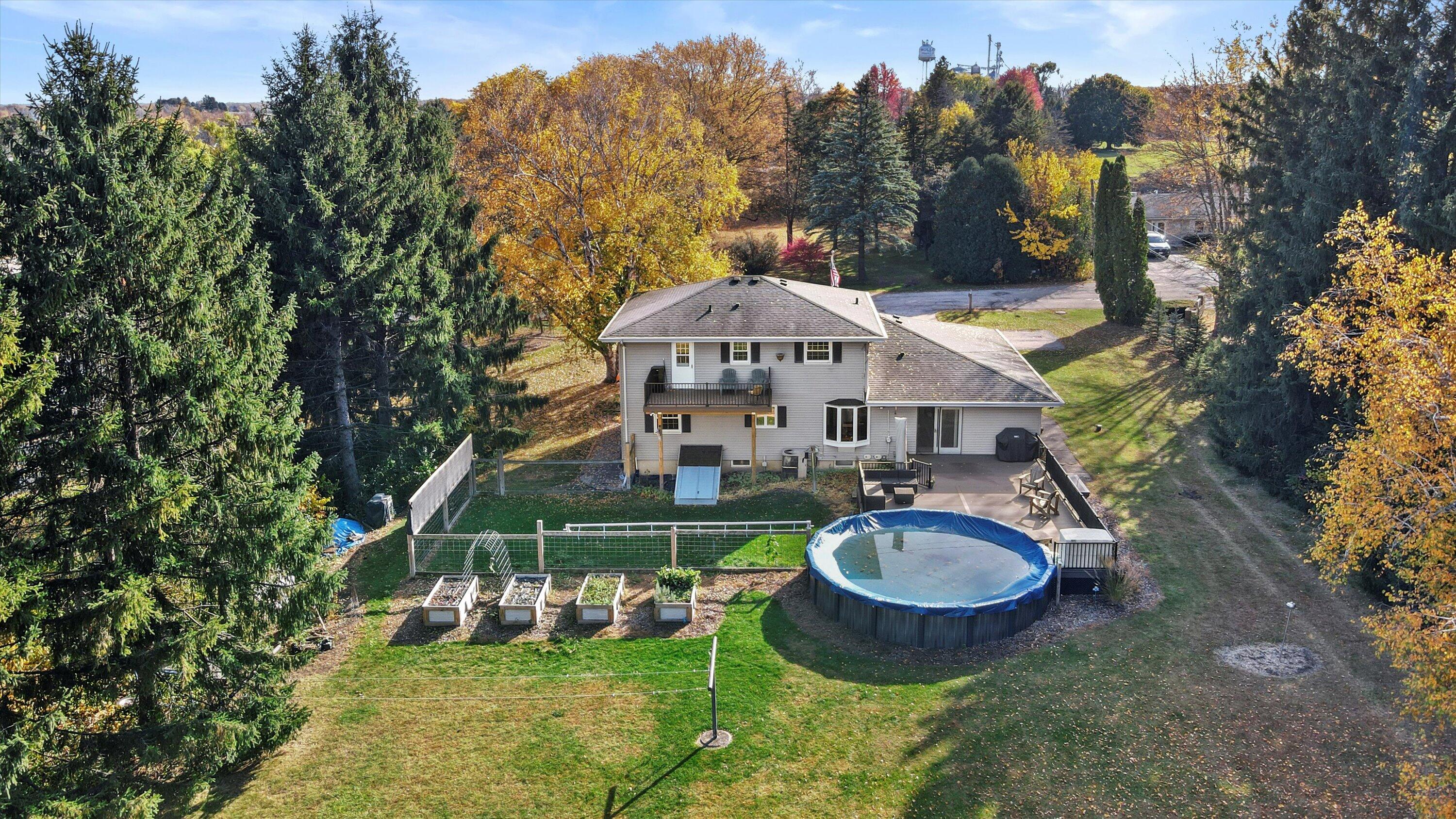 W1214 Glenview Ave