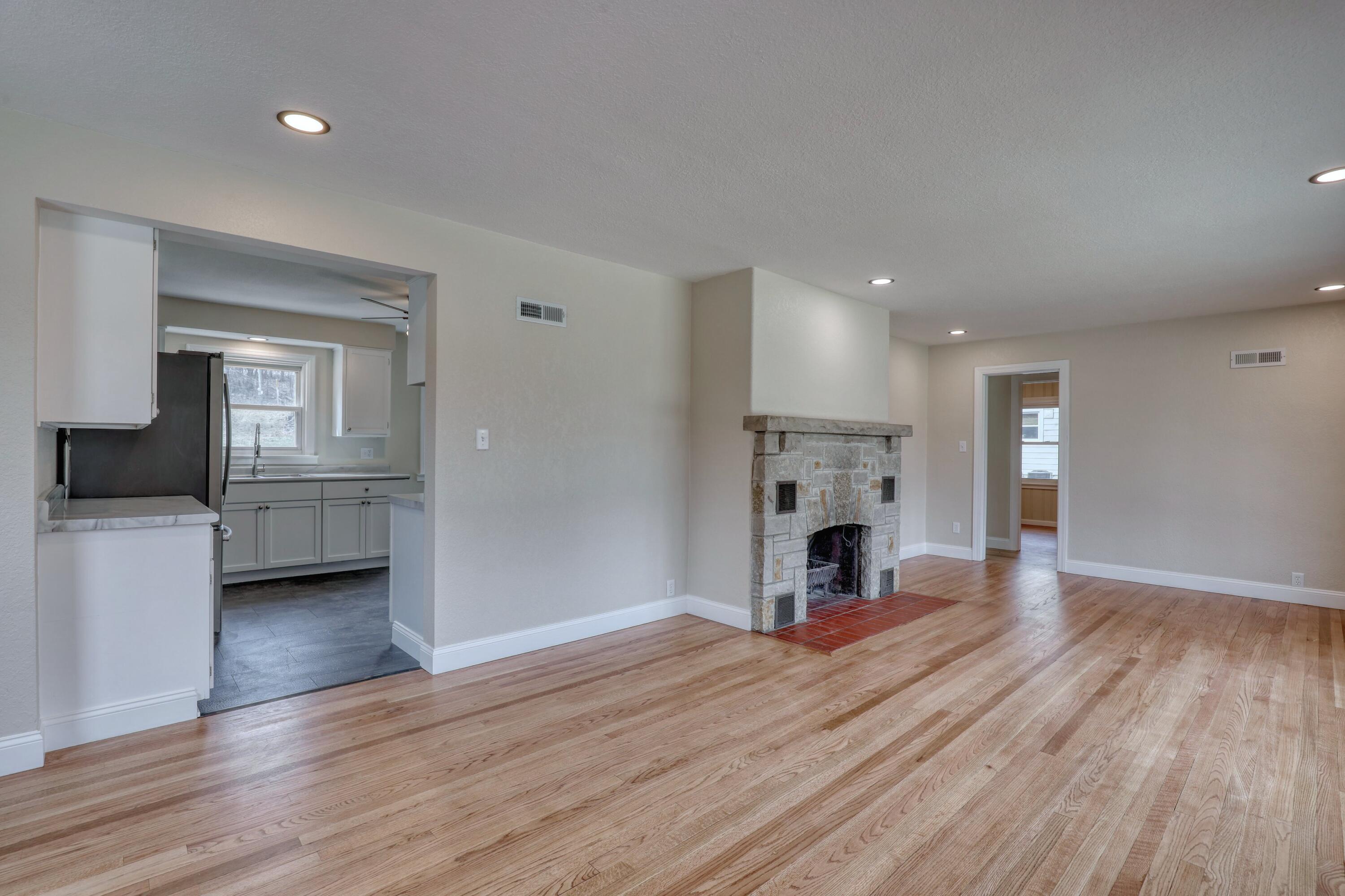 227 Grove St