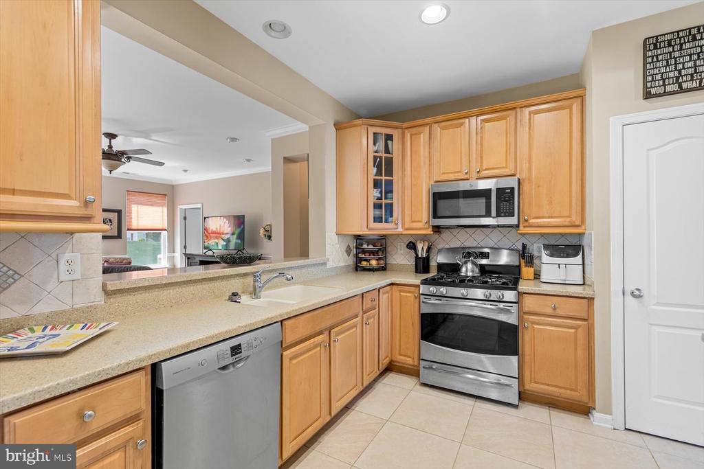 36212 SANDERLING DRIVE Unit: 10