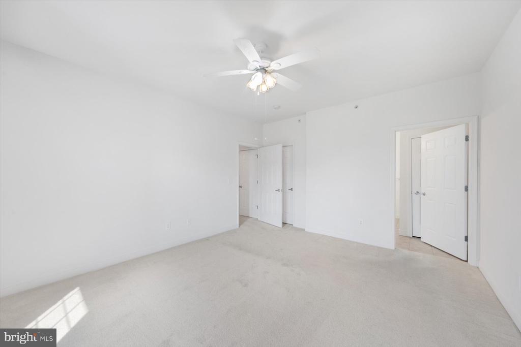 30611 CEDAR NECK ROAD Unit: 2306