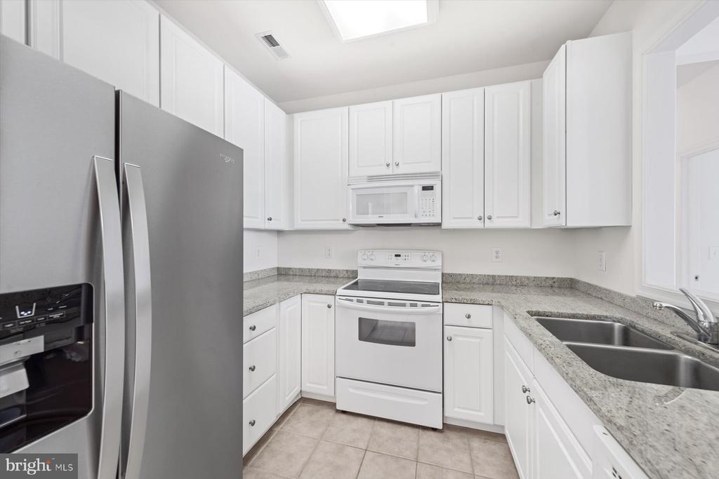 30611 CEDAR NECK ROAD Unit: 2306