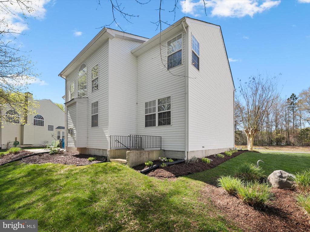 7 PRINCESS ANNE LANE