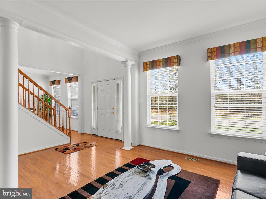 7 PRINCESS ANNE LANE