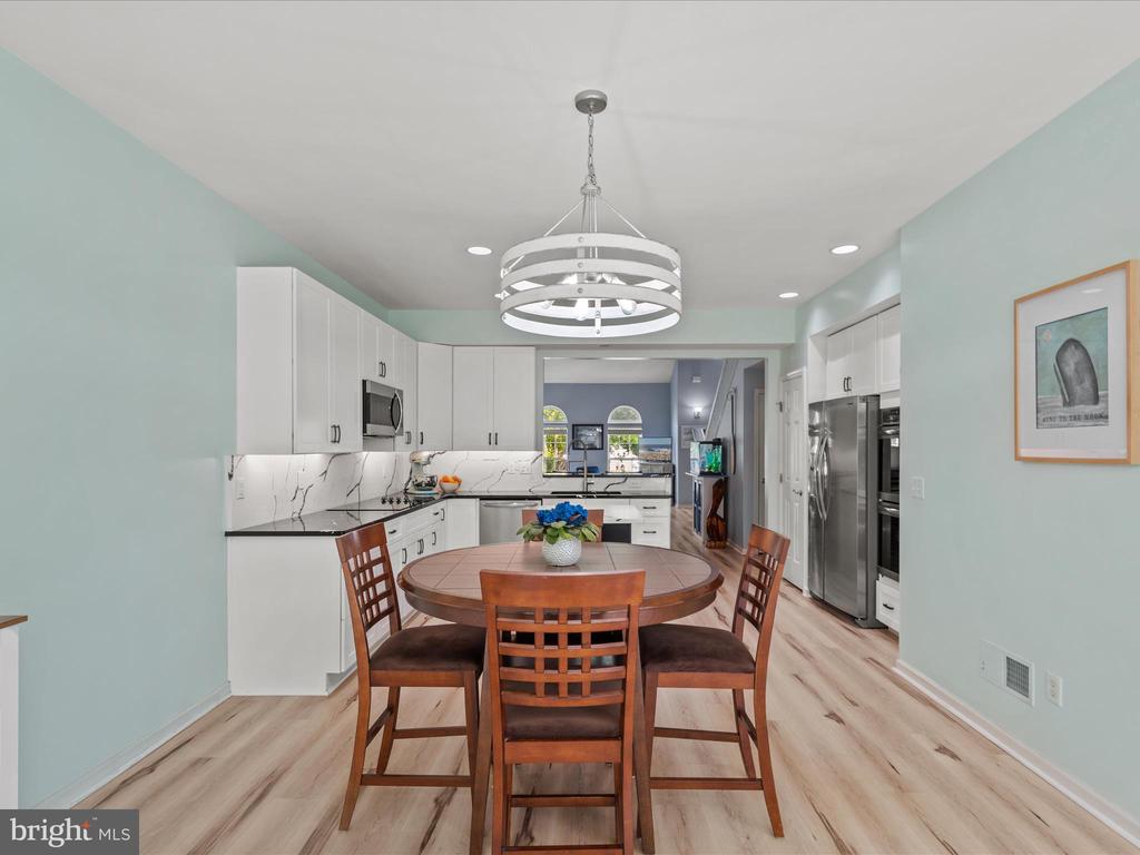 27 AVON PARK BOULEVARD