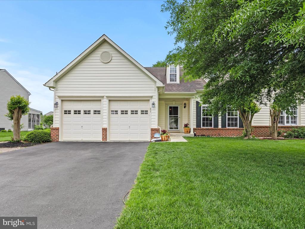 27 AVON PARK BOULEVARD
