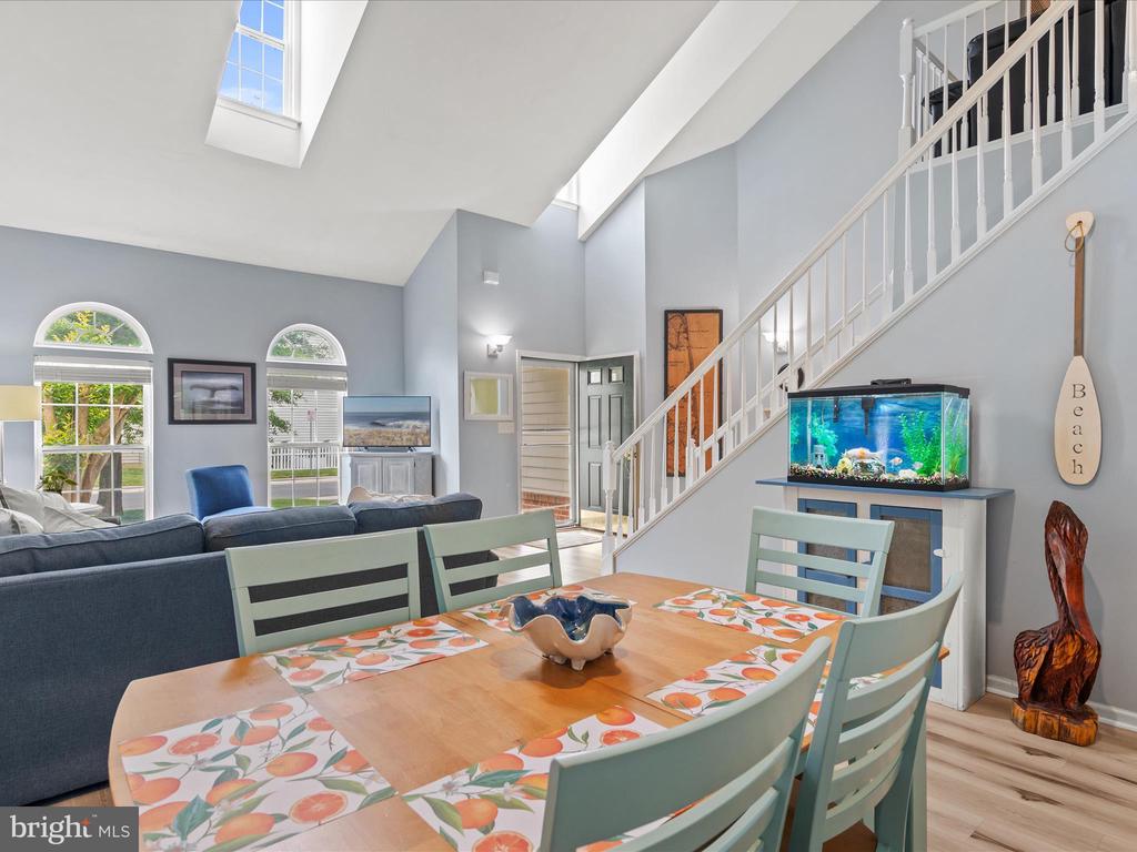 27 AVON PARK BOULEVARD
