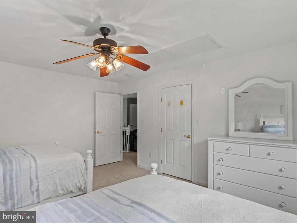 27 AVON PARK BOULEVARD