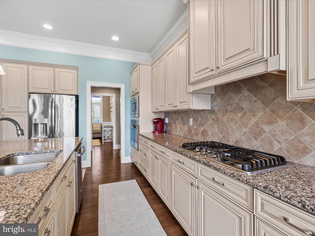 30221 CANDLEBERRY DRIVE