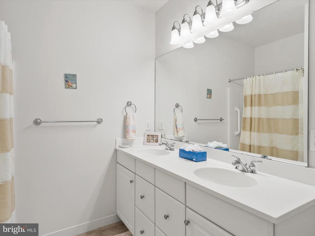 30611 CEDAR NECK ROAD Unit: 2204
