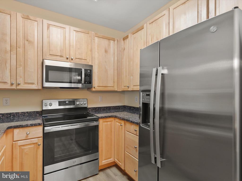 30611 CEDAR NECK ROAD Unit: 2204