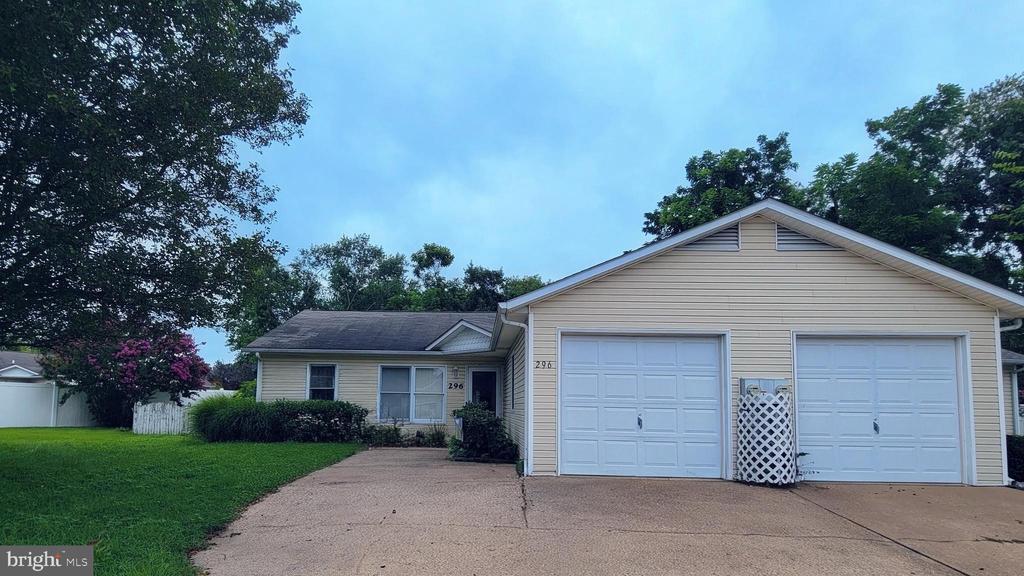 296 MEADOWS COURT