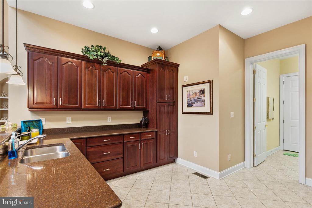 36494 WILD ROSE CIRCLE