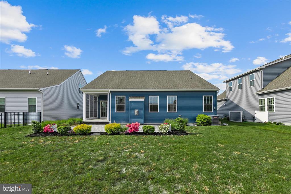 17 LUZERNE DRIVE